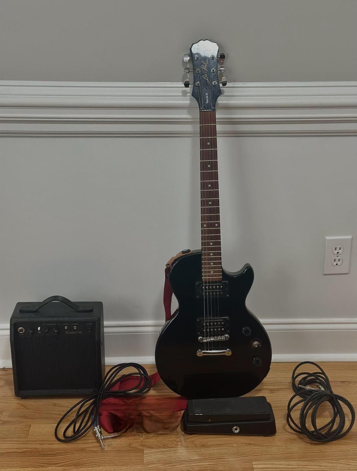 Selling Epiphone Les Paul Player Pack, Ebony