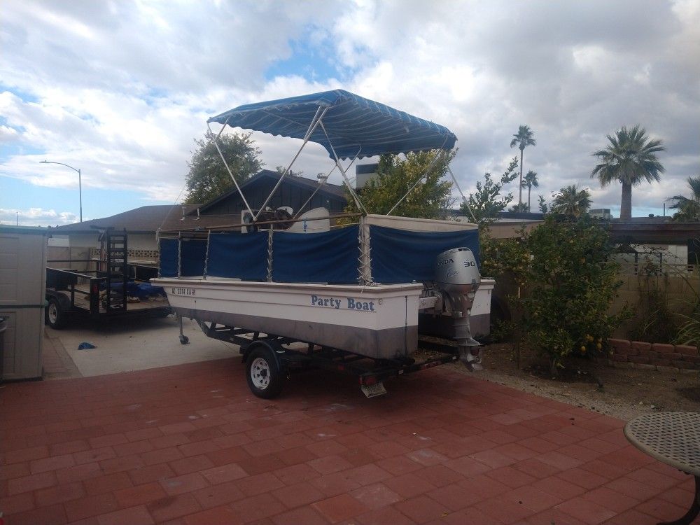 Catalina Pontoon Party Boat 15 Ft for Sale in Phoenix, AZ OfferUp