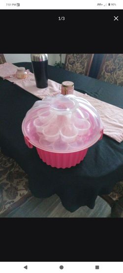 Free cupcake container