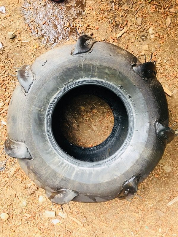 Skat trak the edge 20x10x8 7 paddle sand tires new for Sale in Maple Valley, WA OfferUp