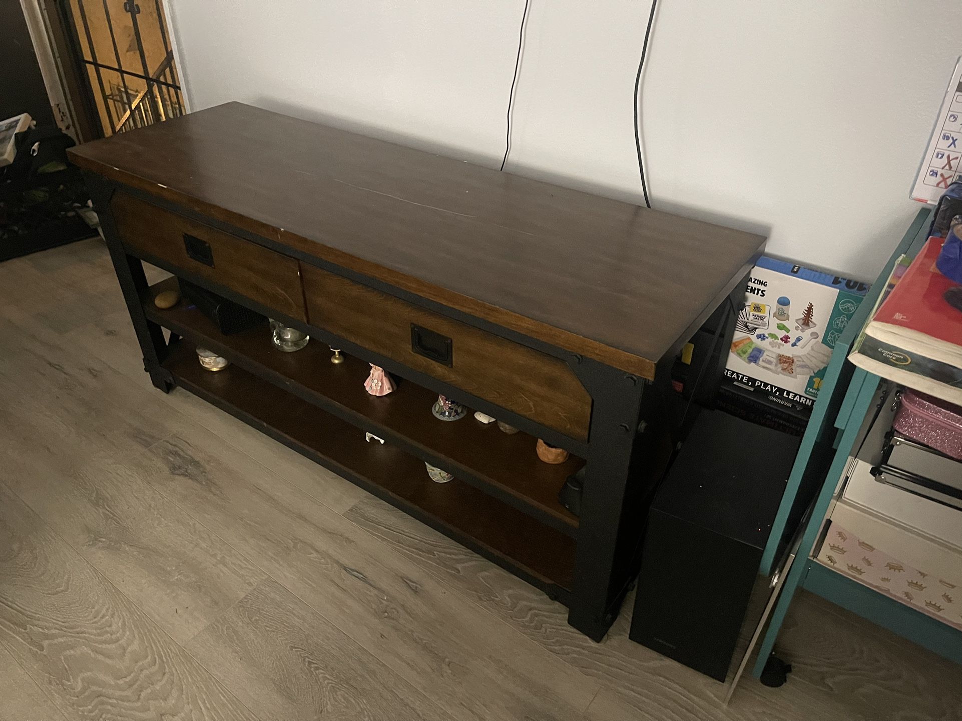 Tv Stand 