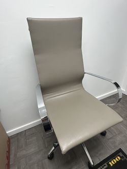 Office Chair on wheels