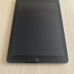 iPad 6th Generation 32GB Space Gray