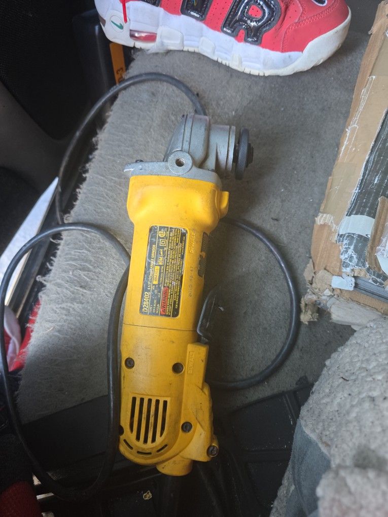 120V 11 Amp Corded 4.5 in. Small Angle Grinder