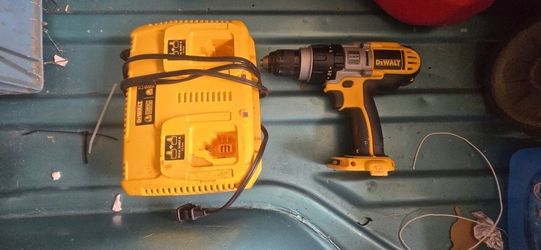12v DeWalt Hammer Drill XRP