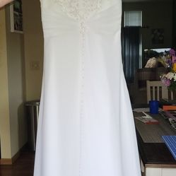 Girls White Gown Size 10