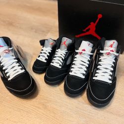 Jordan 5 Size 10c , 3y , 4.5 Y 100$ 