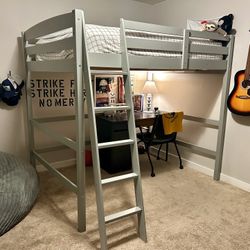 Full size loft bed