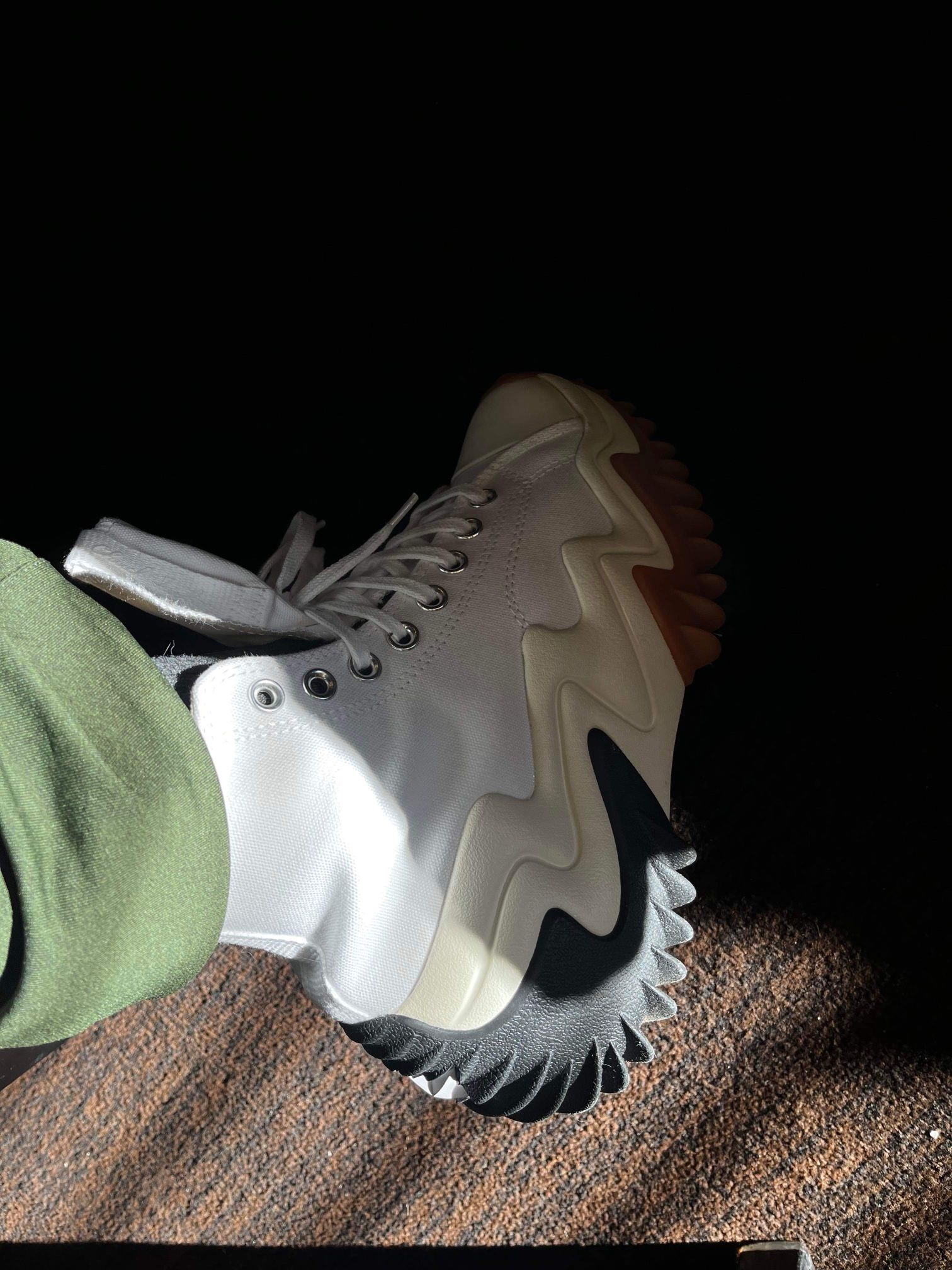 Converse Run Star Motion
