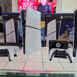 PLAYSTATION 5 SLIM DIGITAL  400$ CADA CONSOLA