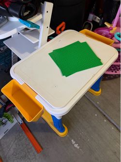 Lego Table
