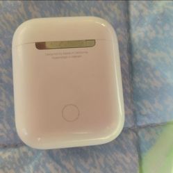 APPLE AIRPODS HEADPHONES 