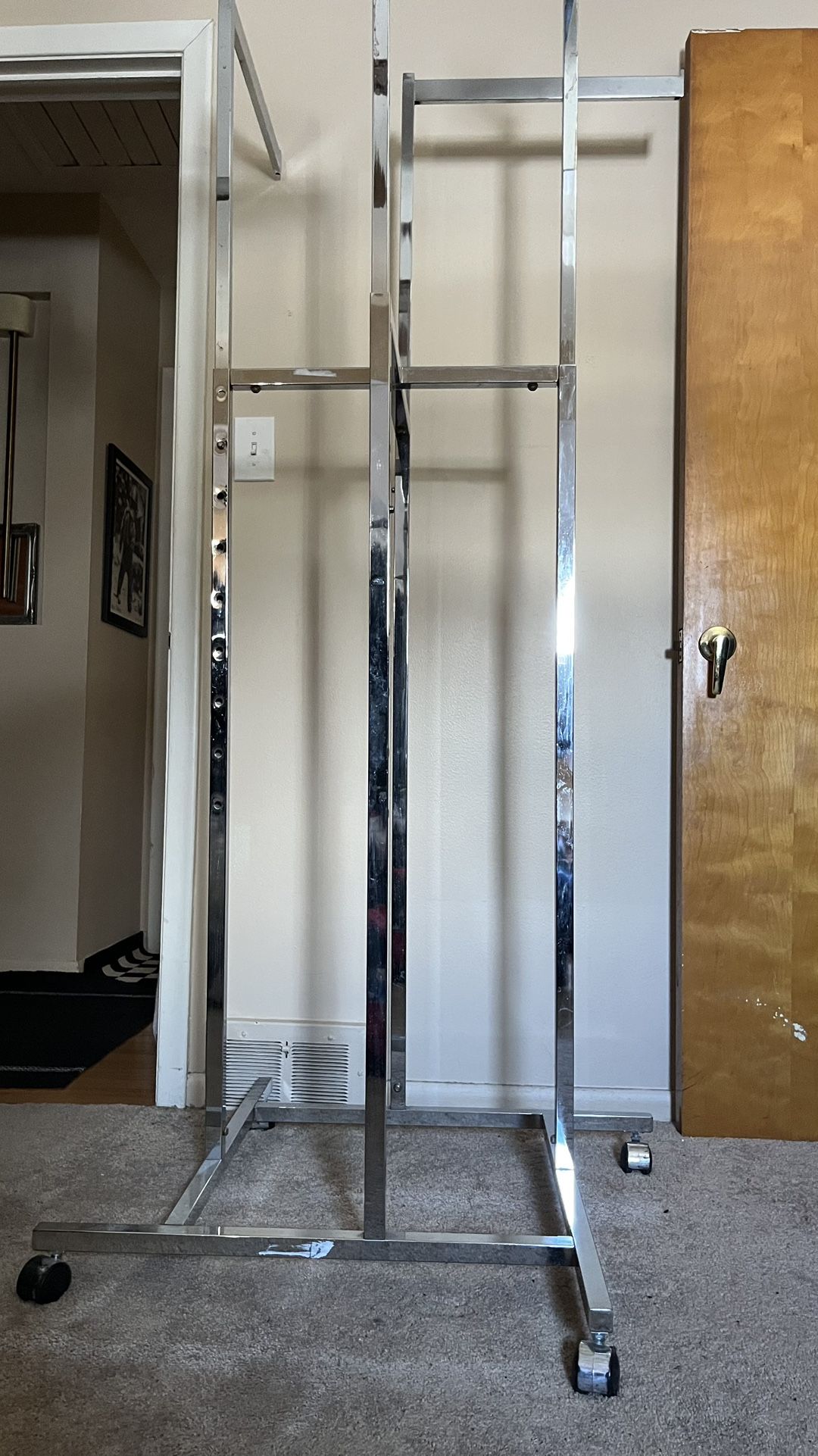 Closing  Chrome Rack Heavy Duty 4 Way Adjustable 