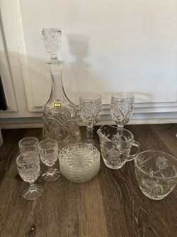 Vintage Kristal Zajecar crystal set from the former Yugoslavia
