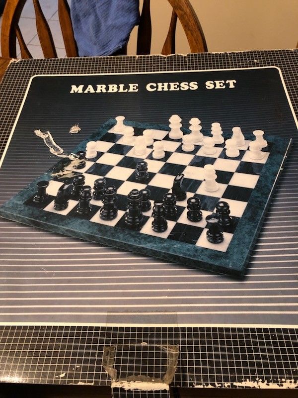 MARBLE  CHESS   SET 