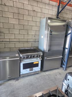 Viking package 36 bottom freezer refrigerator, 30 inch induction  range  and dishwasher Stainless steel new