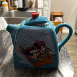 Disney T Pot 