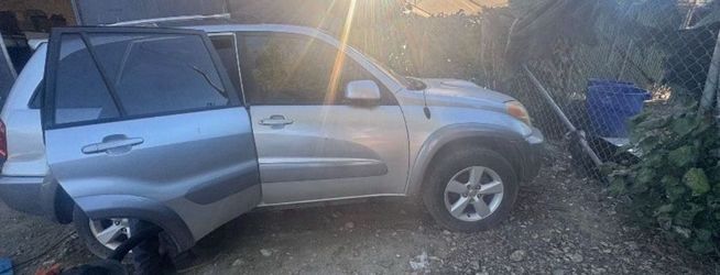 TOYOTA RAV4 parts