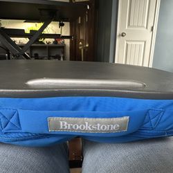 Brookstone e-Pad Portable Laptop Padded/pillow Desk Blue
