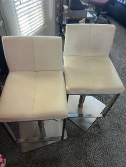 White Barstool Chairs