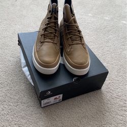 Converse Boots Size 9
