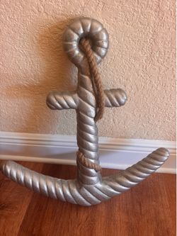 Metal anchor wall decor