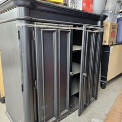 Wardrobe Dresser Hutch 