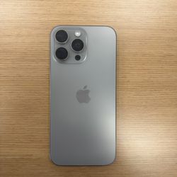 Apple iPhone 16 Pro max 1 TB UNLOCKED