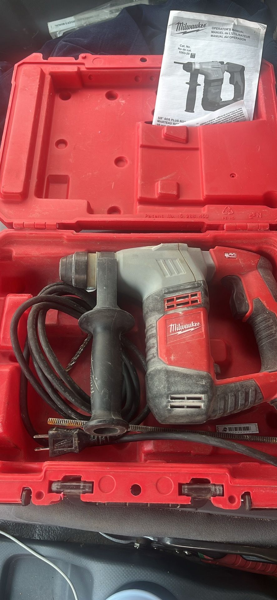 Milwaukee Roto Hammer 