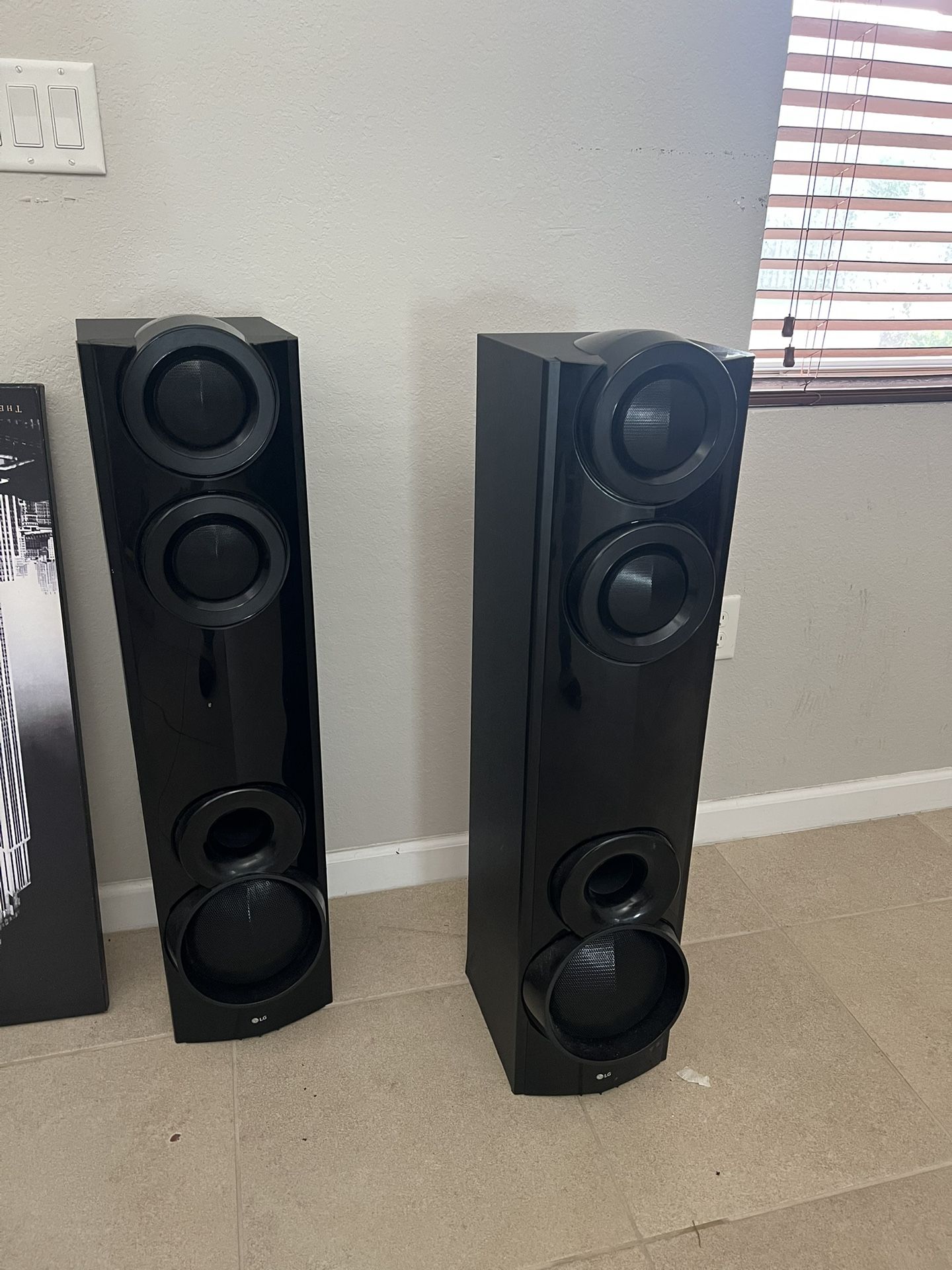 LG Tower Speakers