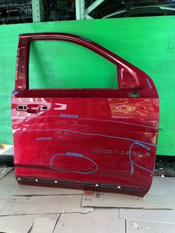 FRONT DOOR DENALI YUKON RIGHT SIDE 2021 2022 2023 2024 OEM