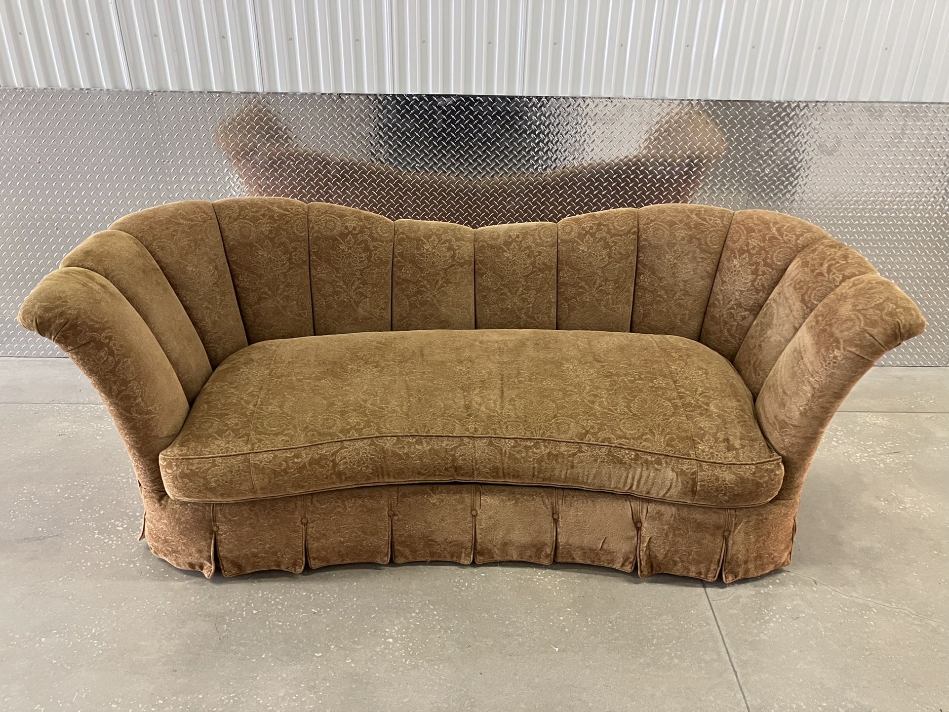 Sofa King Comfortable Brown Vintage Sofa Couch For Sale! Free Local Delivery 🚚 
