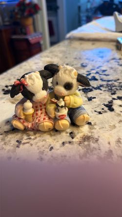 Figurine, Mary’s Moo Moos