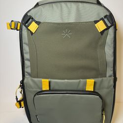 Tropicfeel Hive Backpack W/ 4 Accessories!