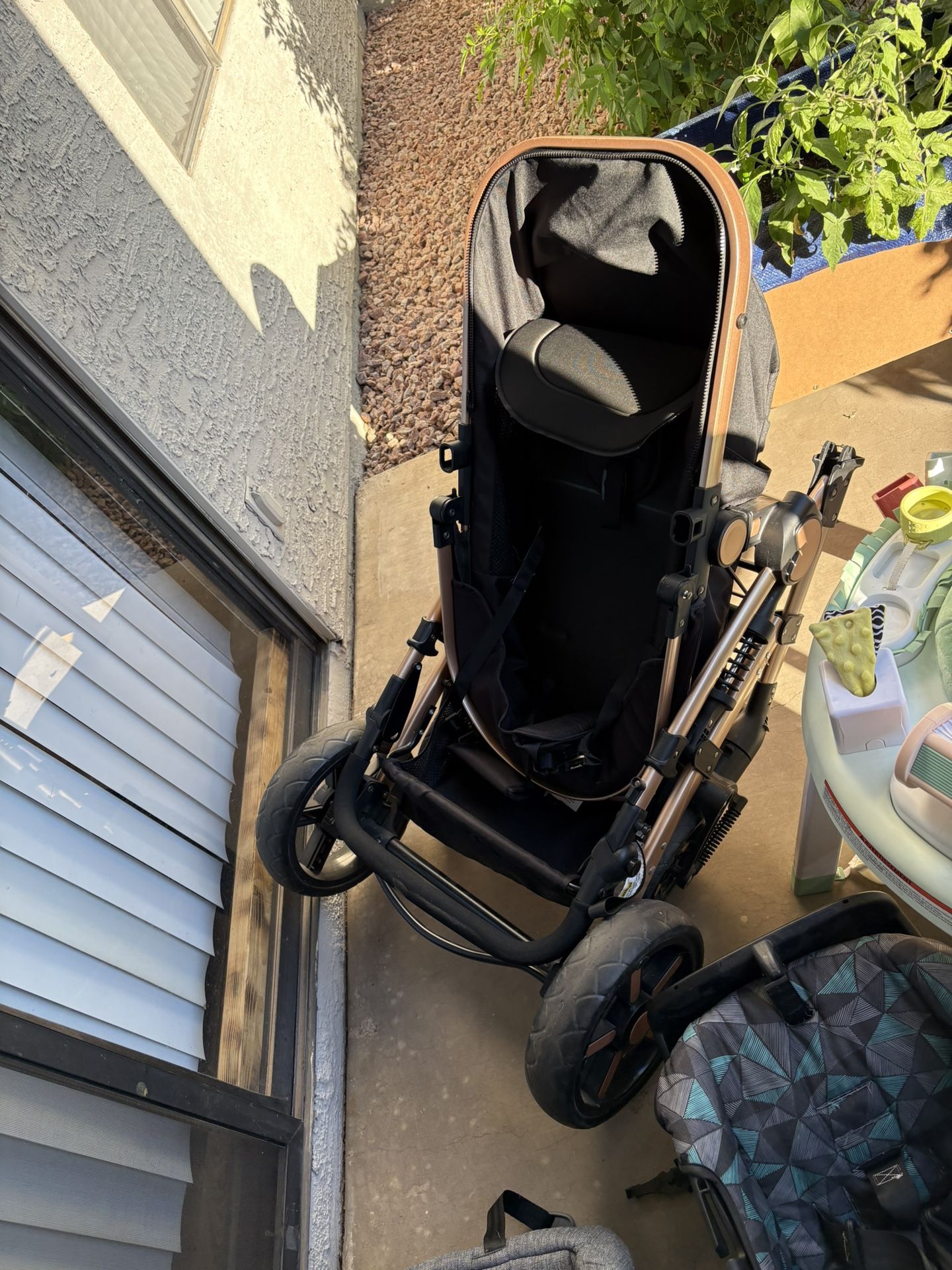 Baby stroller 