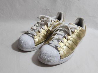 adidas Superstar Shoes Women's sneakers 7.5  gold sequins