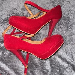NIB Mostrin Sexy Red Ankle Strap Platform Pumps 8 M