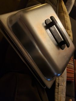 Deep Anti-Jam Stainless Steel Steam Table. Lids