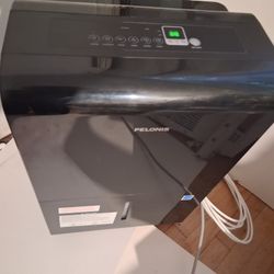 Pelonis 50pt. Dehumidifier