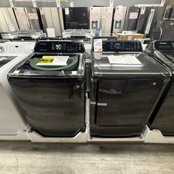 Samsung - 4.6 Cu Ft Smart Top Load Washer With Agitator & Gas Dryer Set In Black 💕