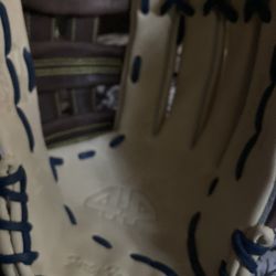 44 pro Softball glove 
