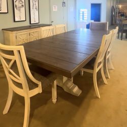 Family Gathering  Space - Great Quality - Brand New - Same Day Delivery 