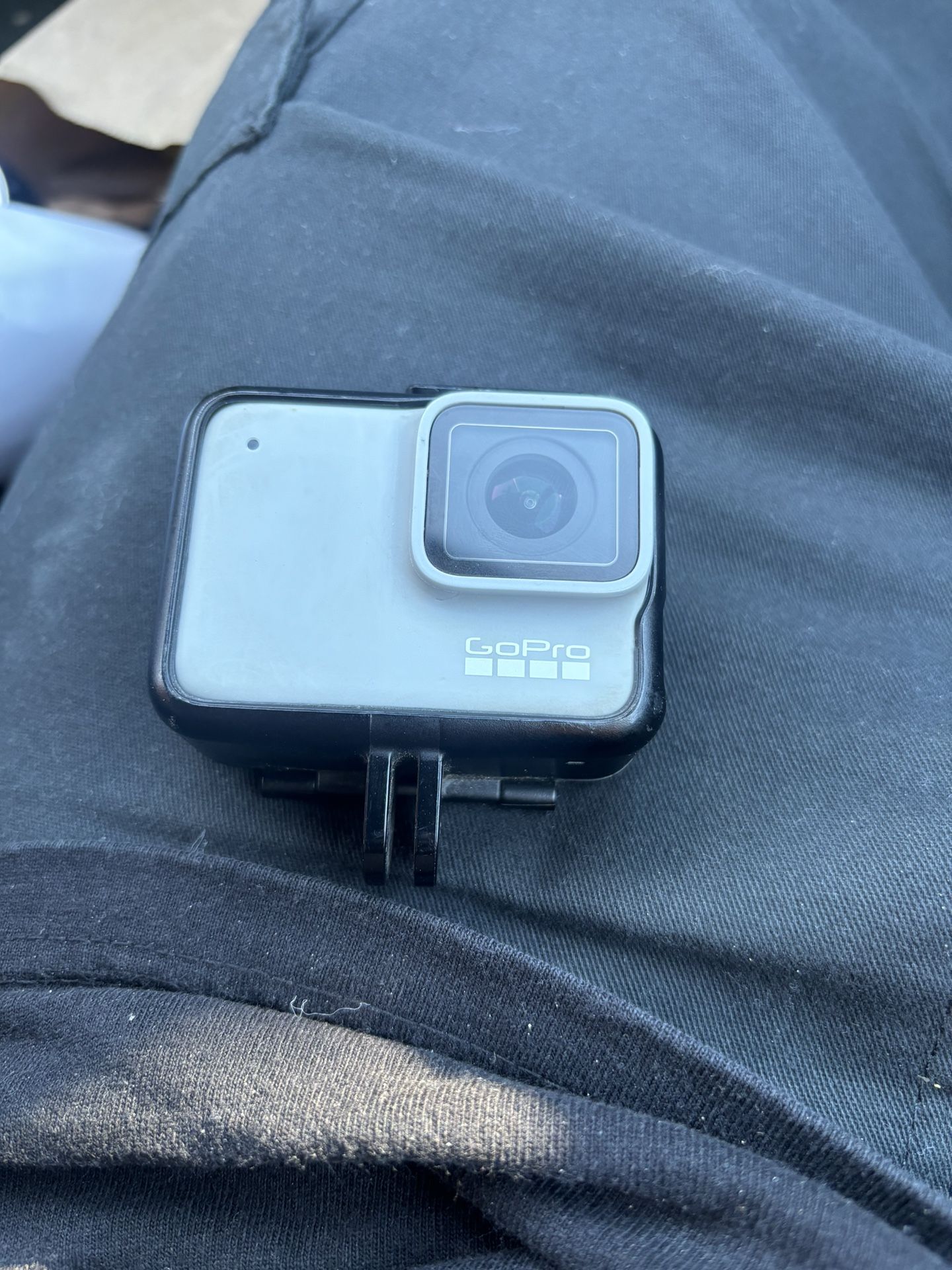 GoPro Hero 7 (White)