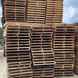 Two Or More Loads Of B-Grade 48x40  Wooden Pallets For Sale On Weekly Basis 