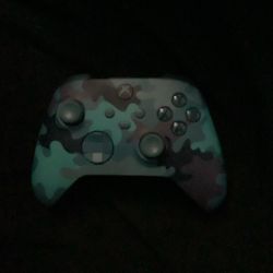 Blue Camo Xbox Controller 