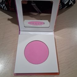 Jaclyn Cosmetics Blush