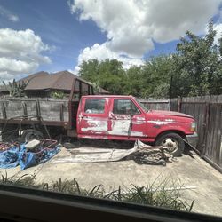 🚗 Red Pickup Truck – AS IS – (Mission, TX)