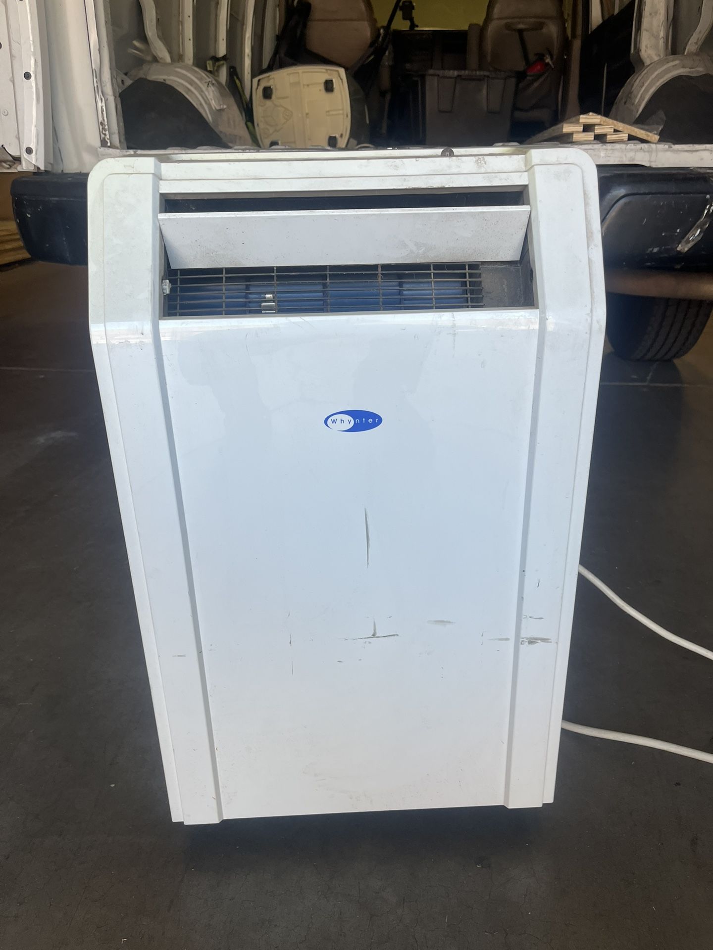 Portable AC unit-no tube