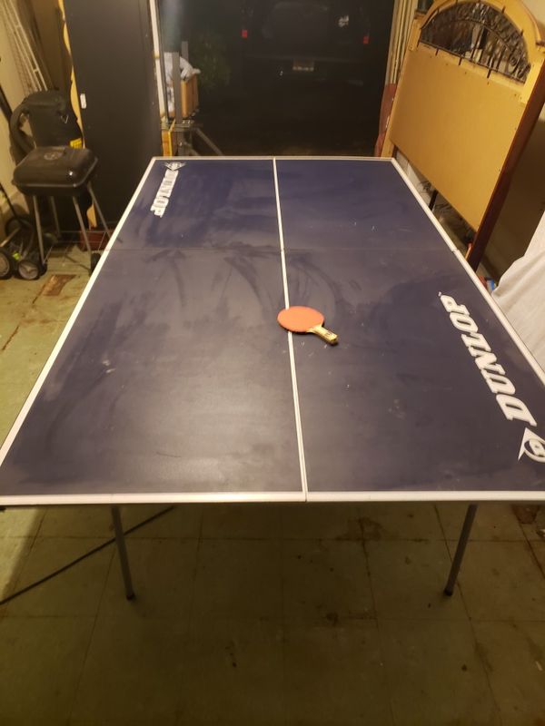 Official Size Dunlop Ping Pong Table w/ 4 Rackets for Sale in Dunwoody