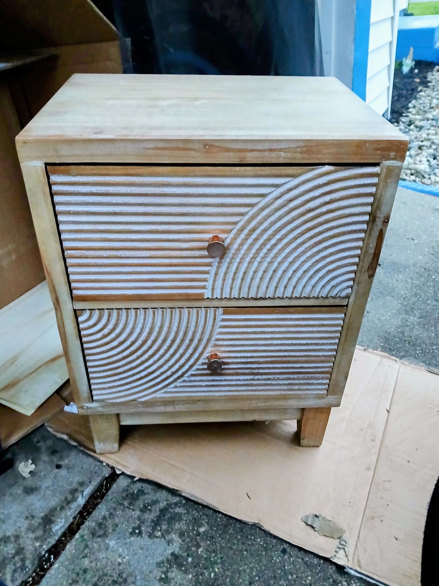 Nightstand (farmhouse)